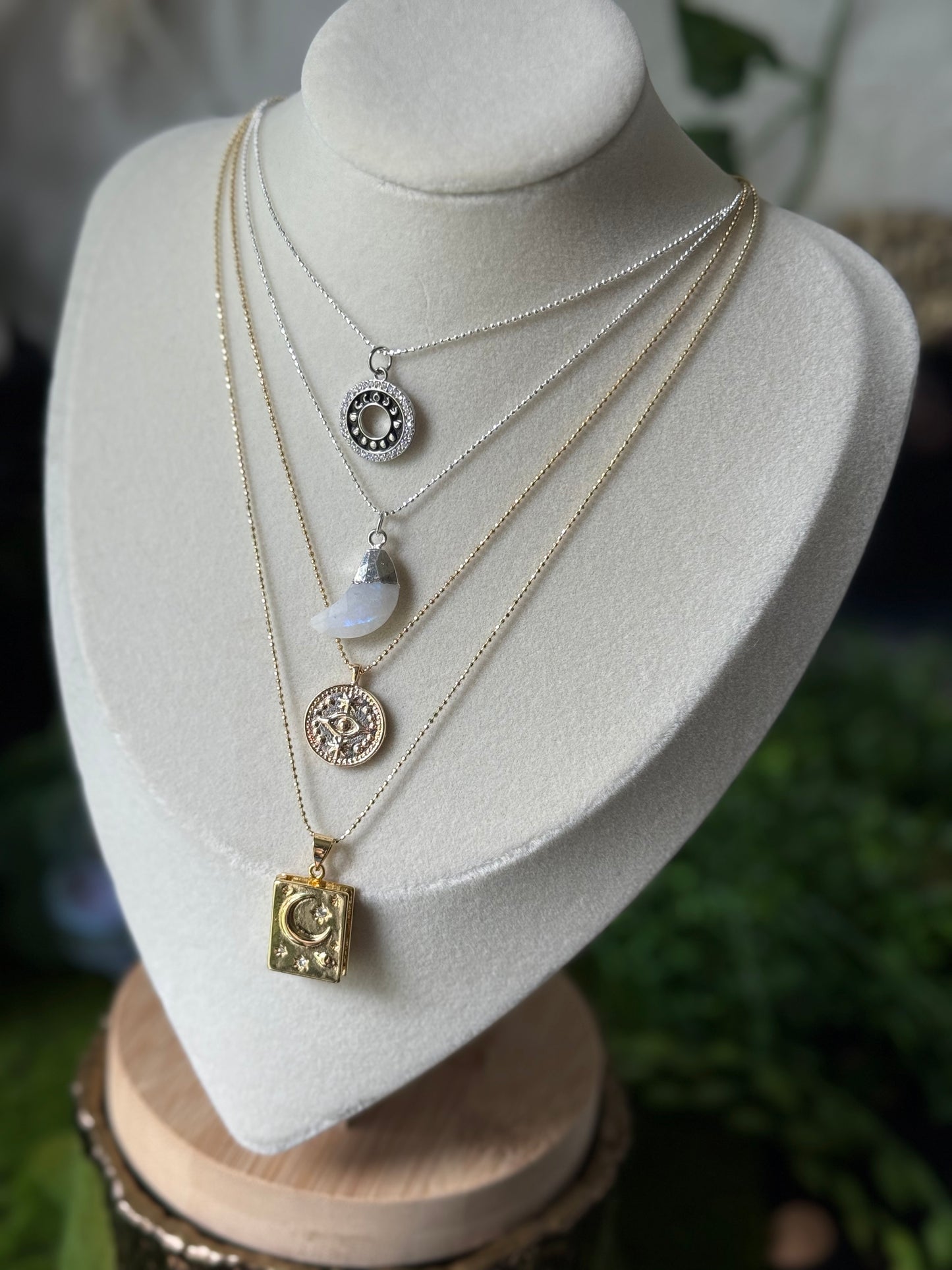 Crescent Moonstone 16in Dainty chain