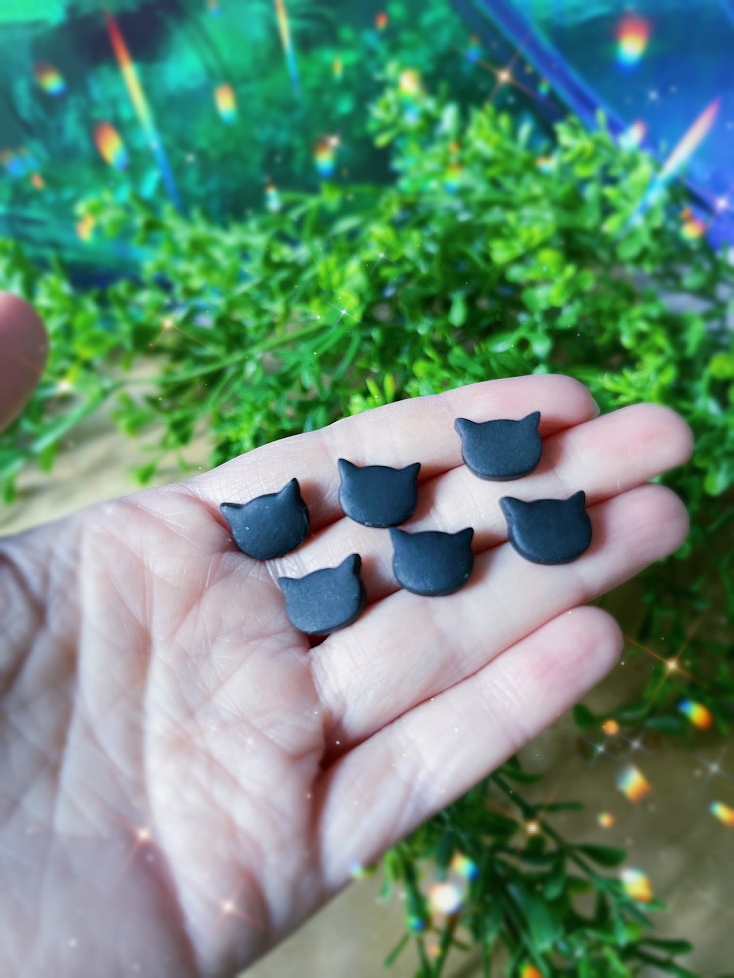 Kitty Head Stud Clay Earrings