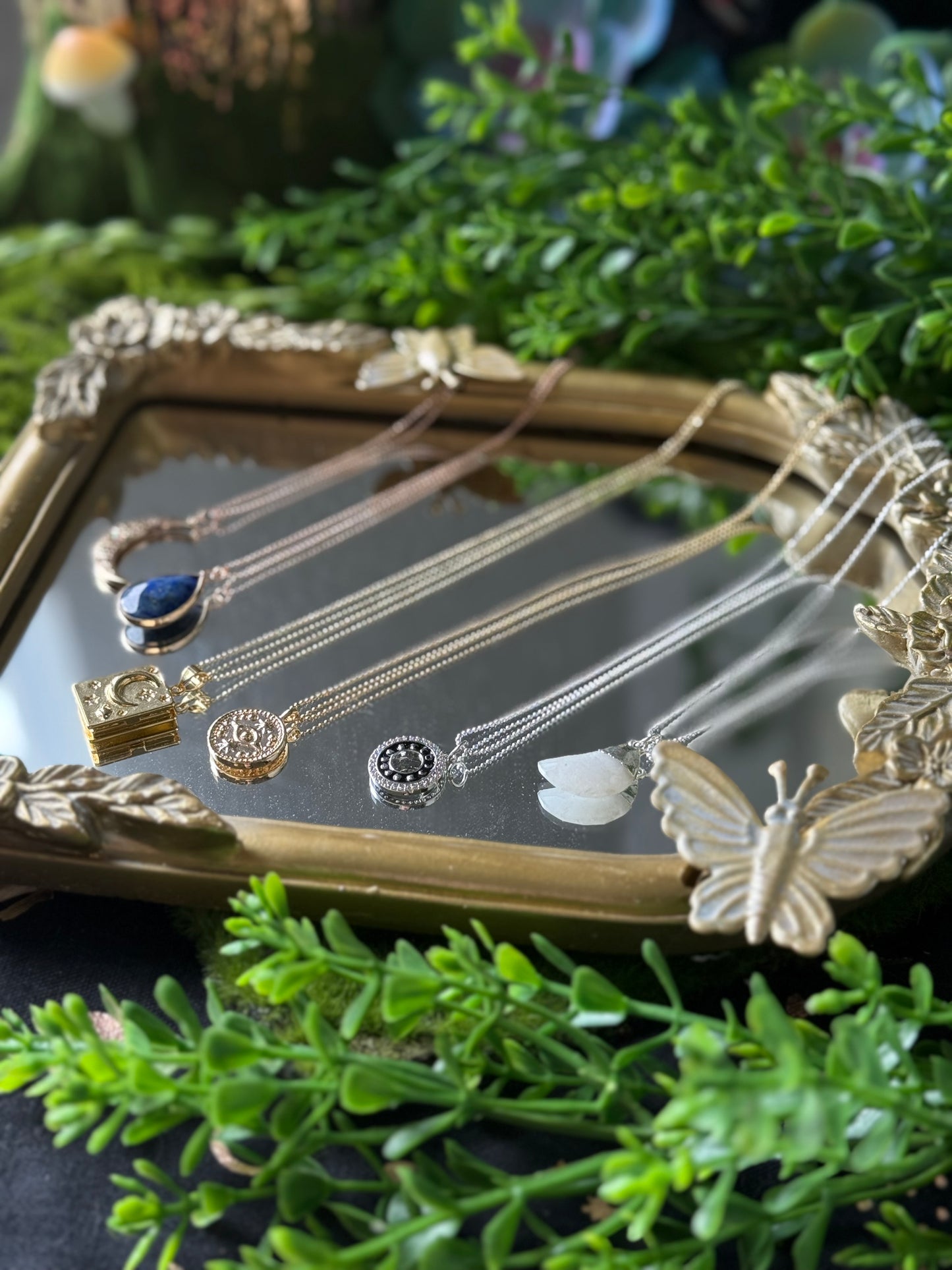 Crescent Moonstone 16in Dainty chain