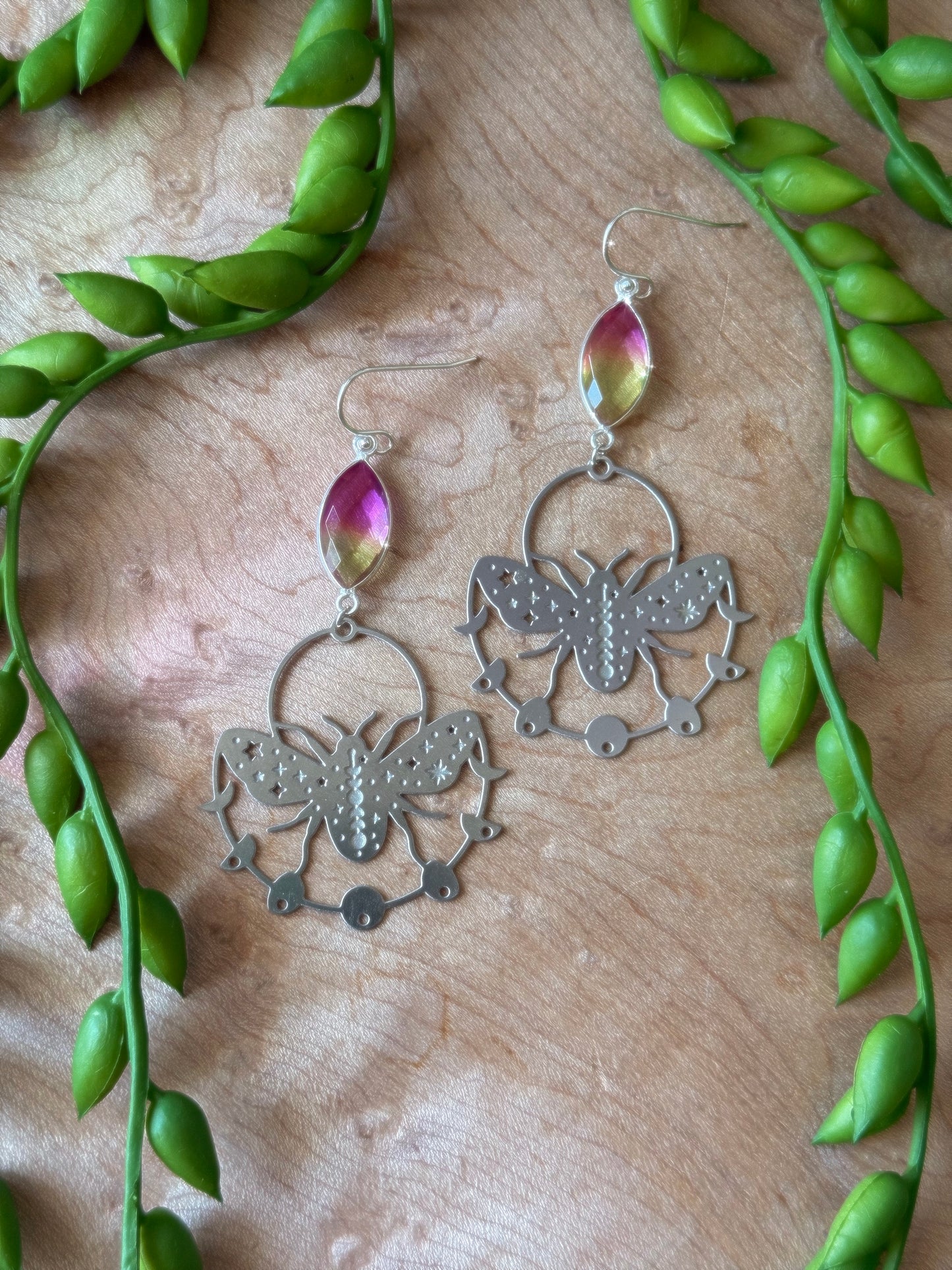 Bee YOU-nique earrings