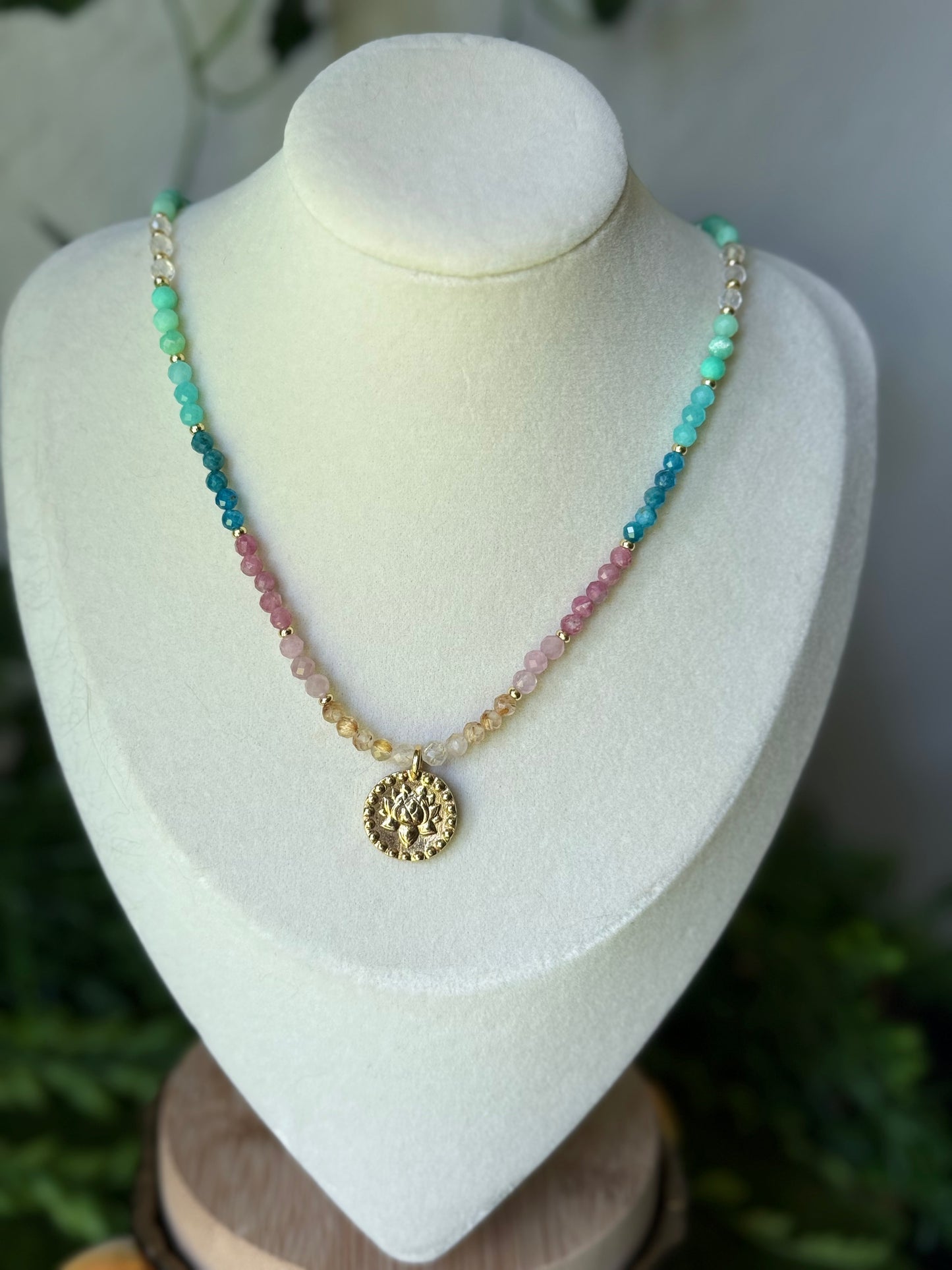 Kali 🪷 🕉️ 18.15in Choker Necklace