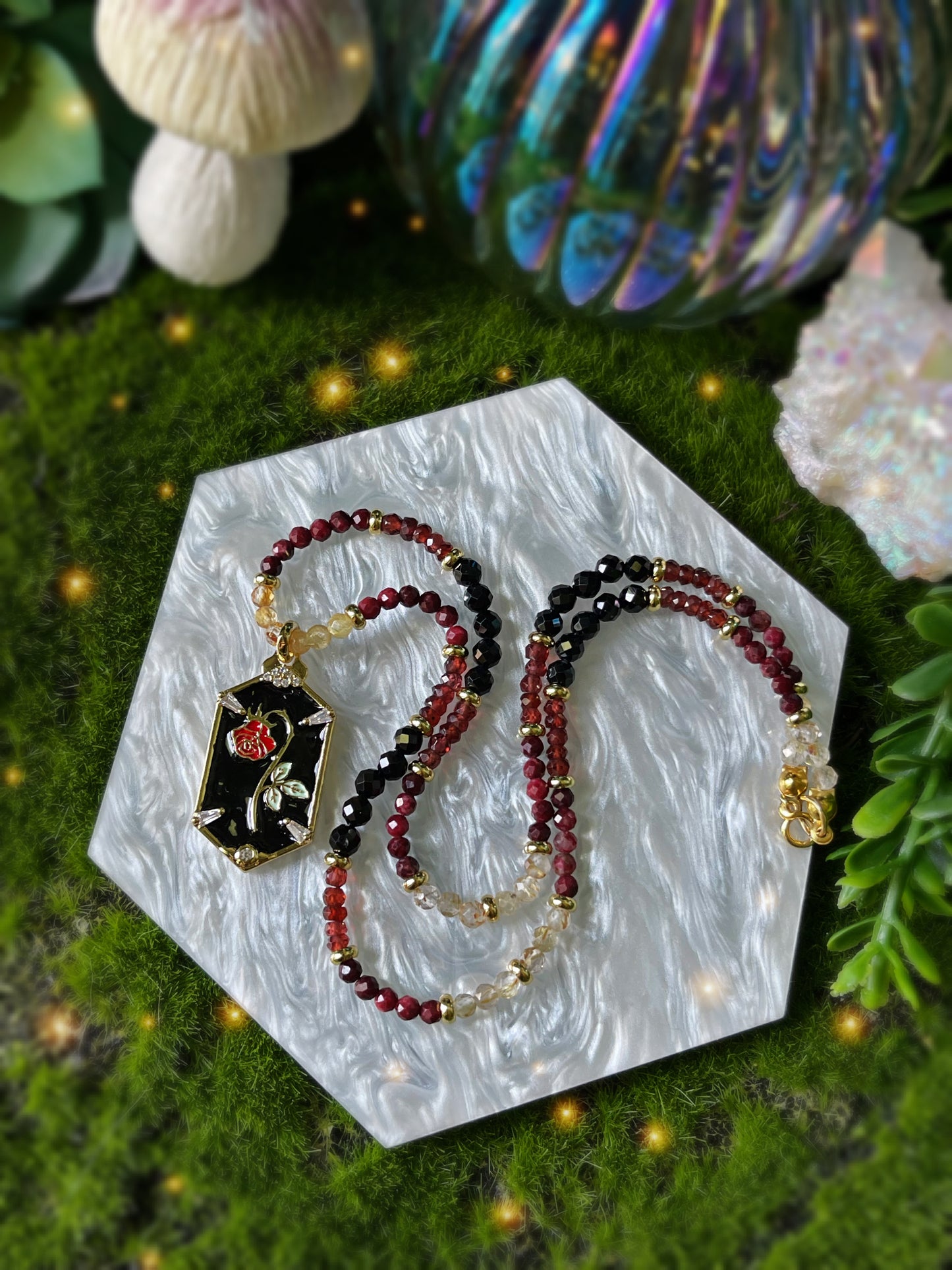 Queen of the Underworld🥀 16.75in Choker Necklace