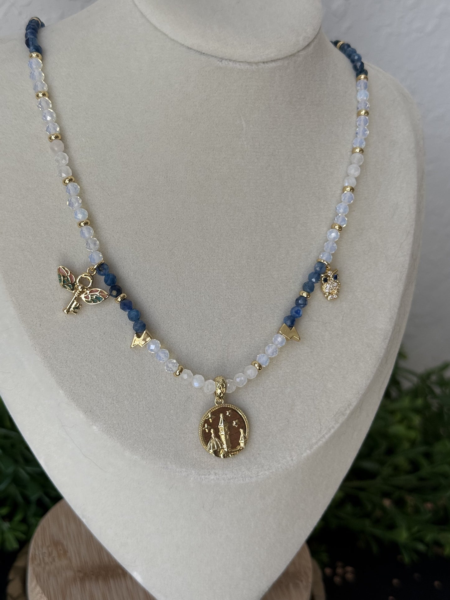 Hogwarts 18in Choker Necklace