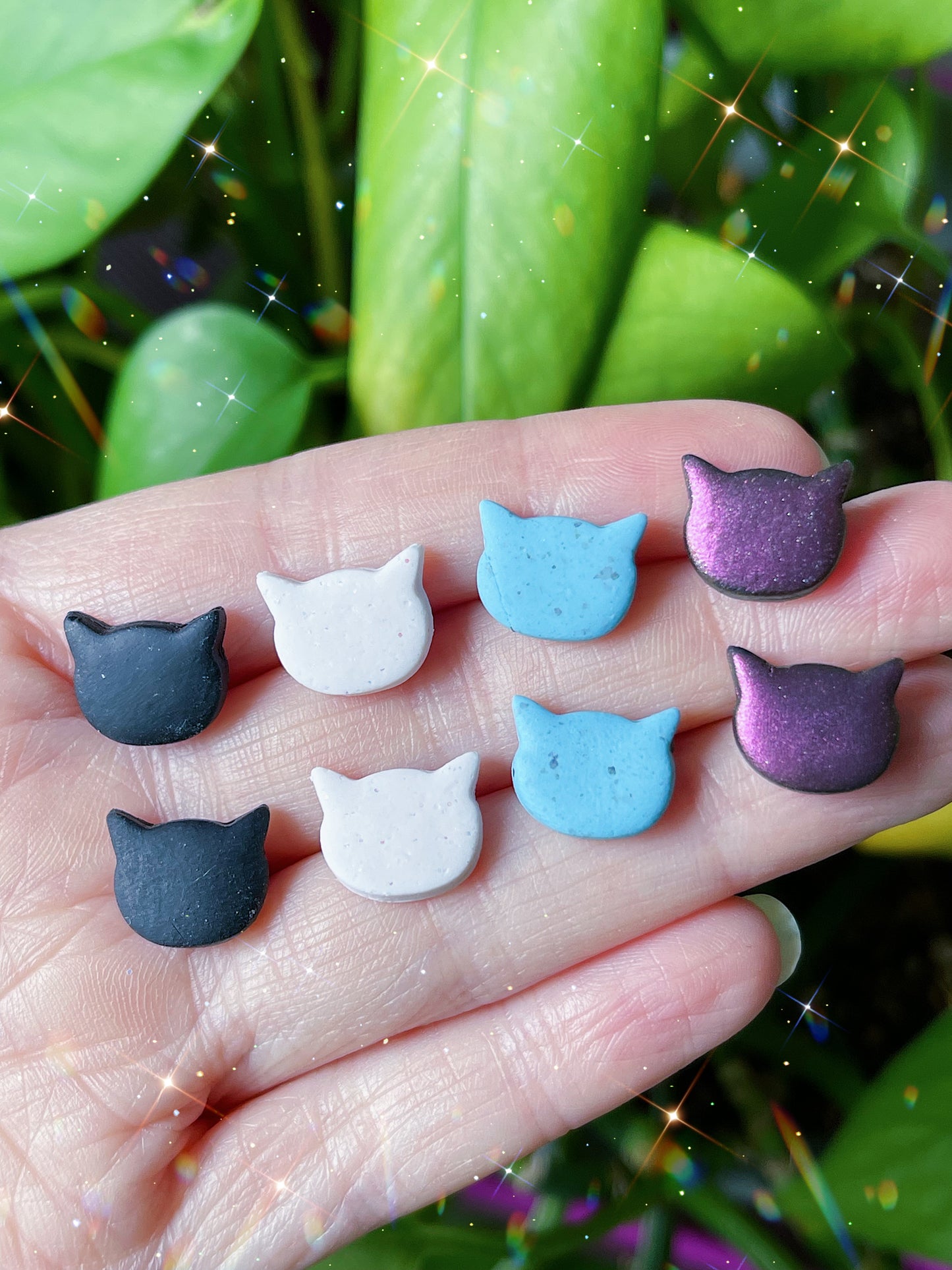 Kitty Head Stud Clay Earrings