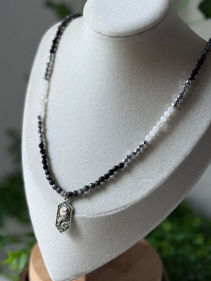Night Raven 🌕 🐦‍⬛ 18.75in Choker Necklace