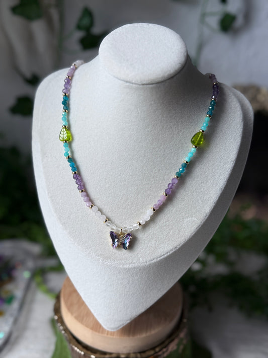 Fern Gully 16.5in Choker Necklace