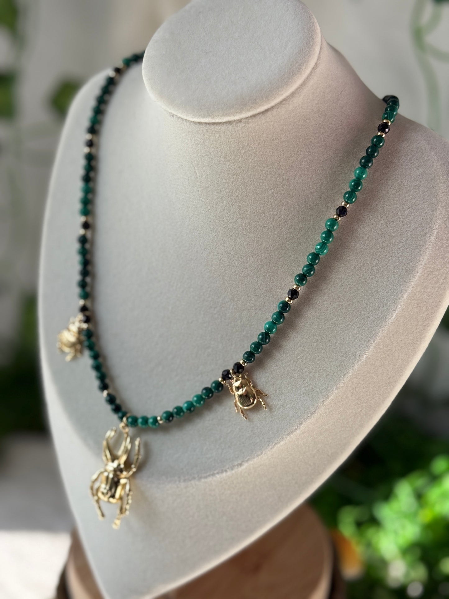 Quite the Specimen 🪲 16.5in Choker Necklace