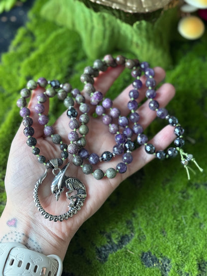 Xenomorph Queen 👾 Hand-Knotted Necklace