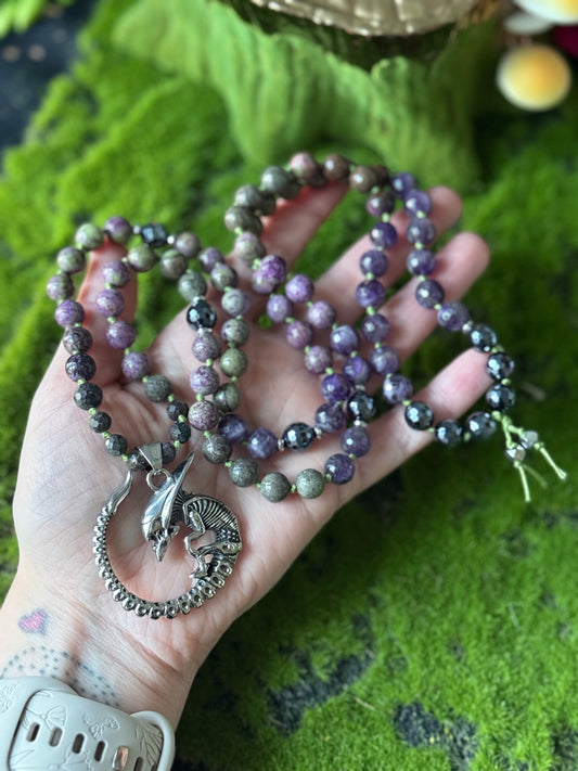 Xenomorph Queen 👾 Hand-Knotted Necklace