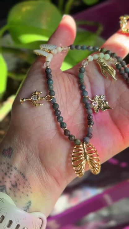 The Creature’s Reliquary 🕯️🍁 👉🏼👈🏼🦋 19.75 Choker Necklace